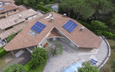 Estalvi solar amb plaques a casa